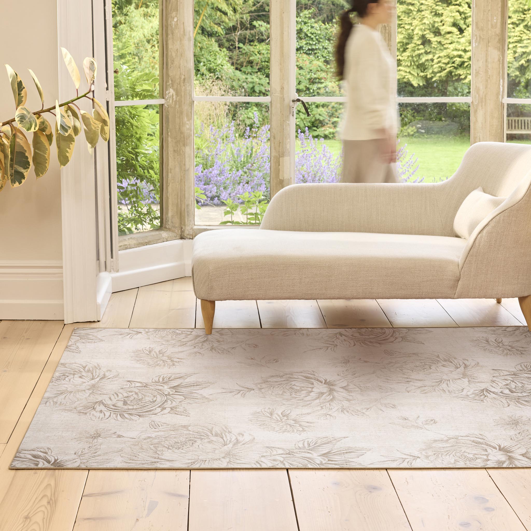 Muted Floral Beige Eco-Washable Rug - Image 3