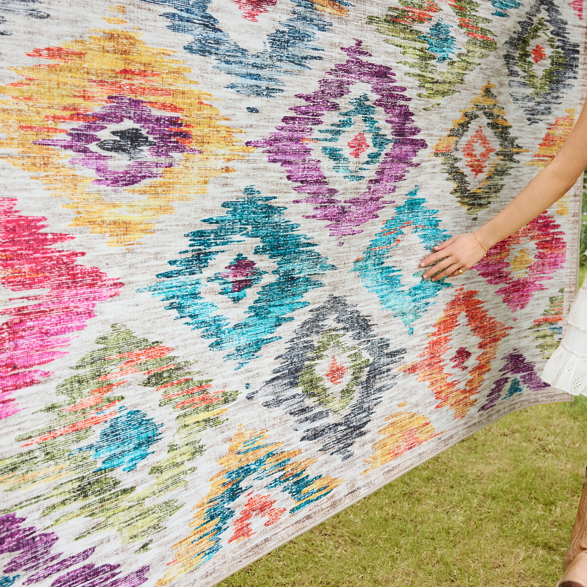 Painted Ikat Eco-Washable Rug - Image 4