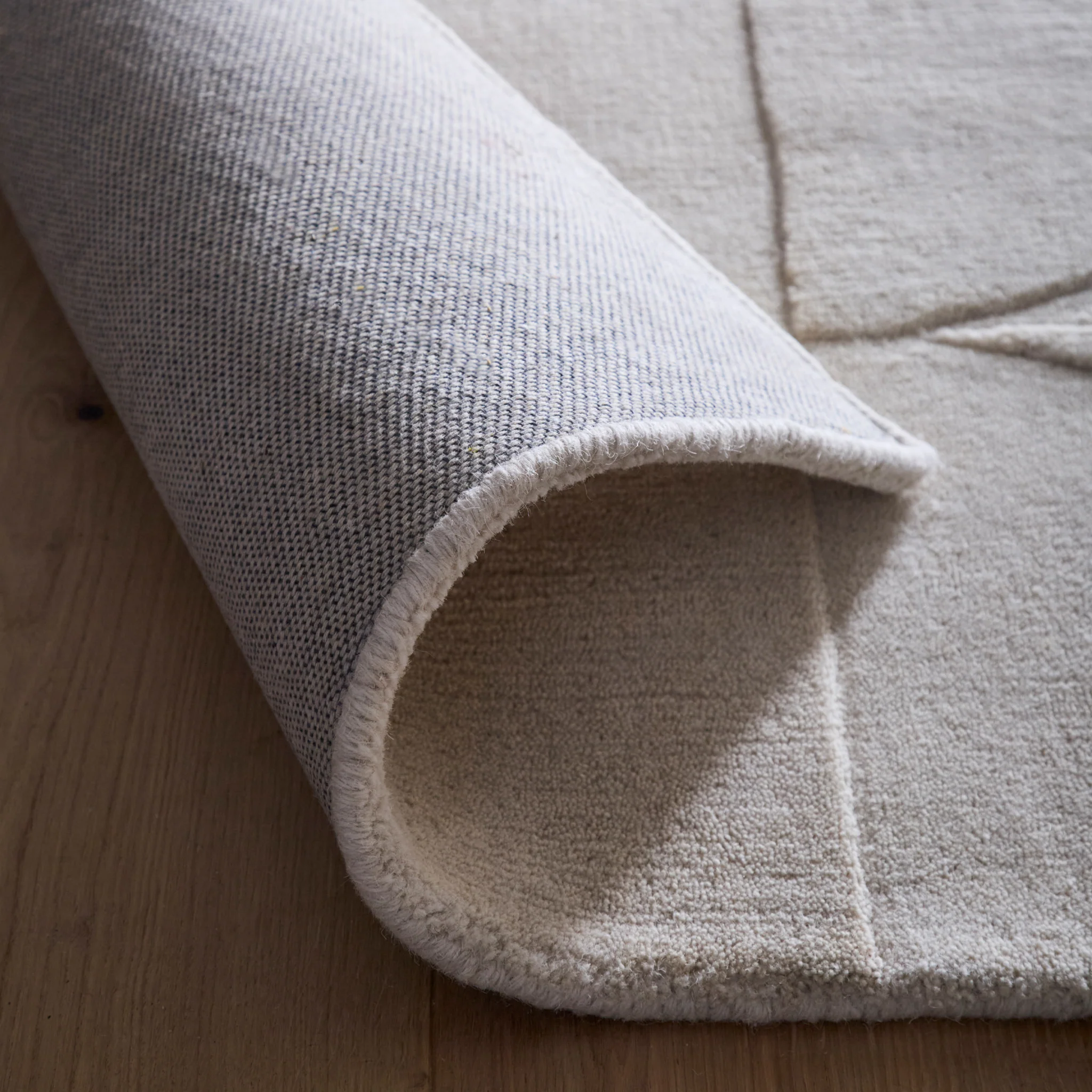 Penny Rug Cream - Image 5