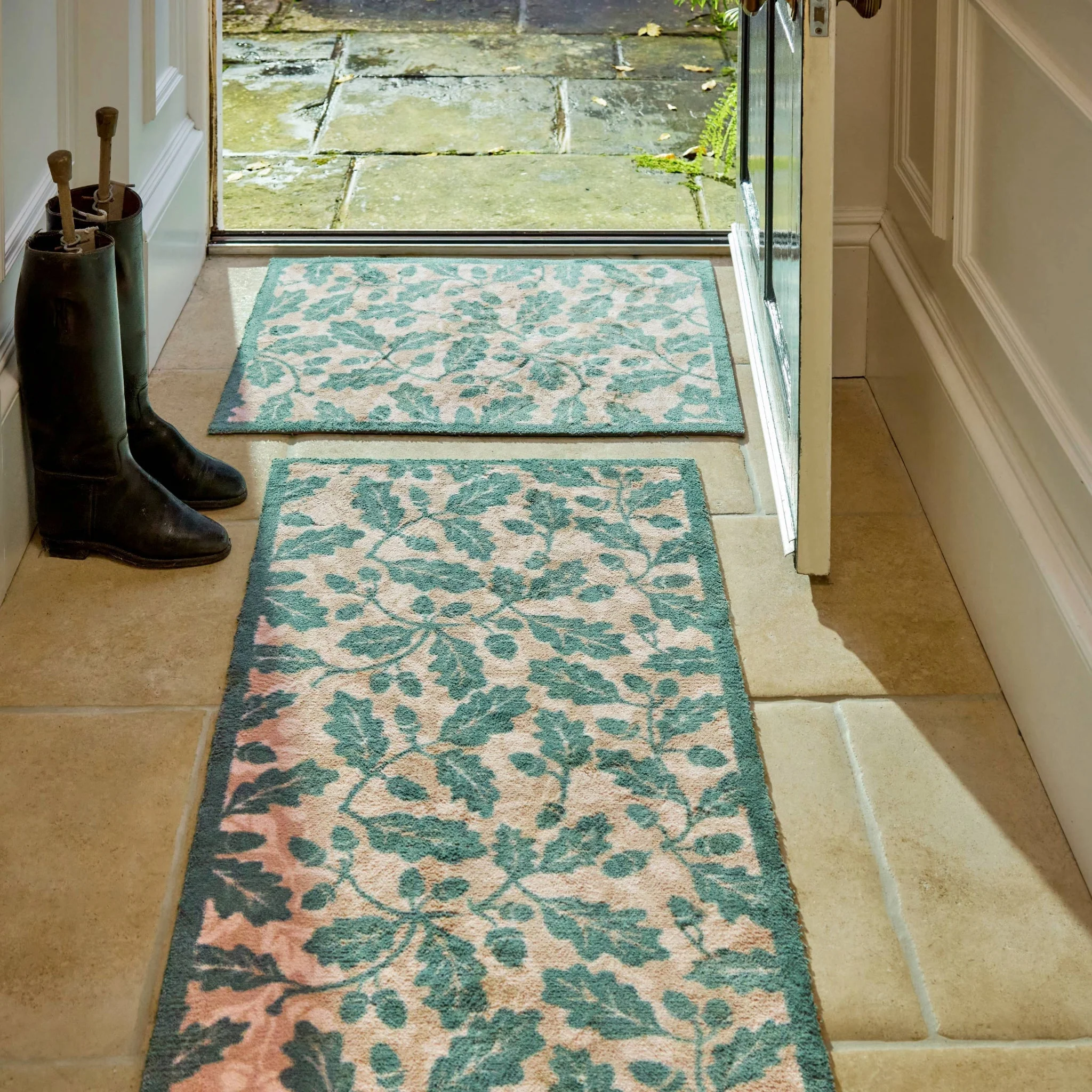 Royal Oak Washable Runner - Image 3